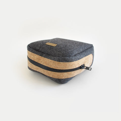 Accessoiretas voor kabels enz. | gemaakt van vilt en kurk | antraciet-zwart