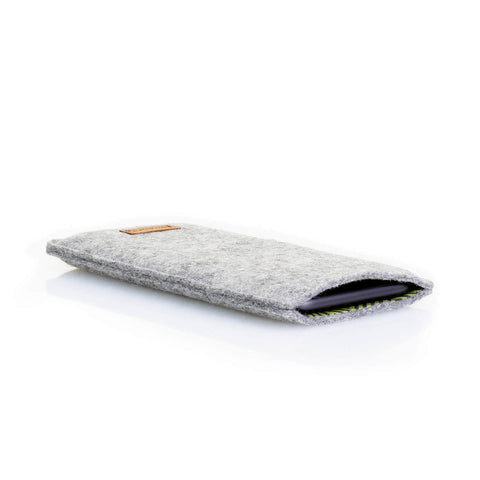 Telefoonhoesje voor Fairphone 6 | van vilt en biologische katoen | lichtgrijs - stripes | Model "LET"
