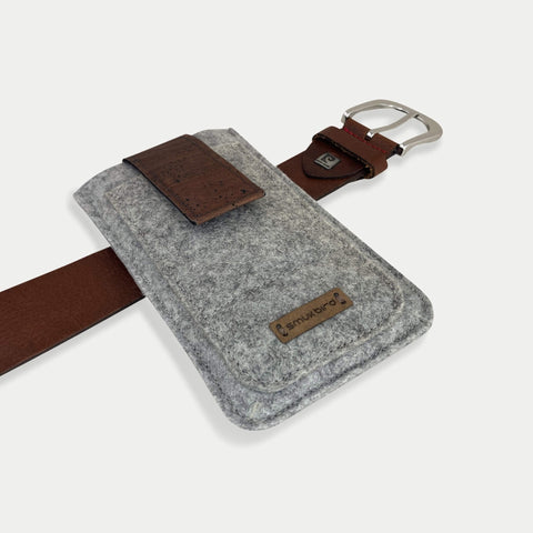 Handige heuptas voor iPhone 13 mini | met magneetsluiting en vak voor kaarten | lichtgrijs | model CLIP