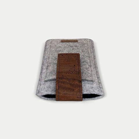 Handige heuptas voor iPhone 16 Plus | met magneetsluiting en kaarthouder | lichtgrijs | model CLIP