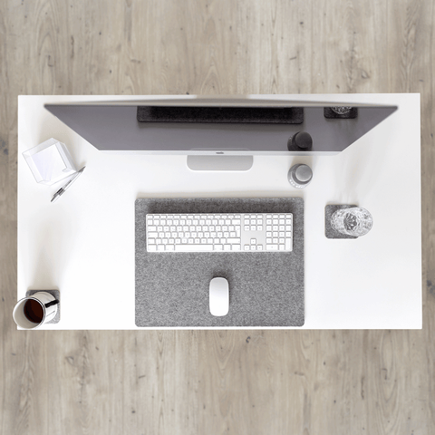 Bureauonderlegger van vilt en kurk | 38x50cm | lichtgrijs