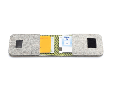 EC-kaartetui van vilt | lichtgrijs - strepen