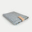 Hoes voor MacBook Pro M3 Max | met magnetische sluiting en extra vak  | lichtgrijs - Bloom | Model "HAKA"