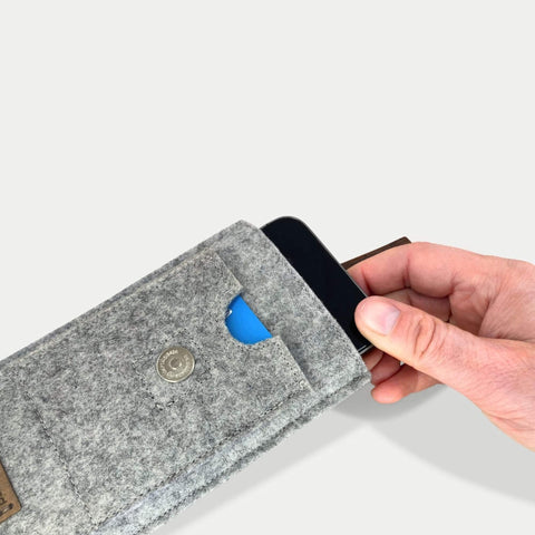 Mobiele heuptas voor Samsung Galaxy A51 | met magneetsluiting en kaarthouder | lichtgrijs | model CLIP