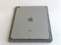 Case voor iPad - 10e generatie | gemaakt van vilt en biologisch katoen | lichtgrijs - kleurrijk | Model "LET"