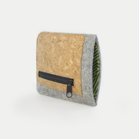 Telefoontas met kaartsleuf voor iPhone 13 mini | lichtgrijs - strepen | Model "ZIP"