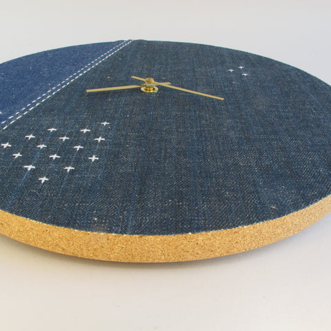 Wanduhr Wabi Sabi Denim rond 30 cm | Denim - goud | Ontwerp: Osaka