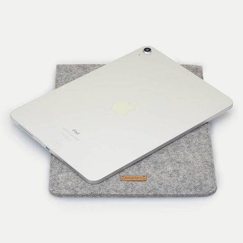 Hoesje voor Galaxy Tab S8 Ultra | gemaakt van vilt en biologisch katoen | lichtgrijs - strepen | Model "LET"