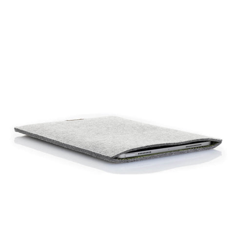 Hoesje voor Galaxy Tab S8 Ultra | gemaakt van vilt en biologisch katoen | lichtgrijs - strepen | Model "LET"
