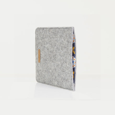 Hoes voor Kindle Paperwhite 10 | gemaakt van vilt en biologisch katoen | lichtgrijs - bloei | Model "LET"